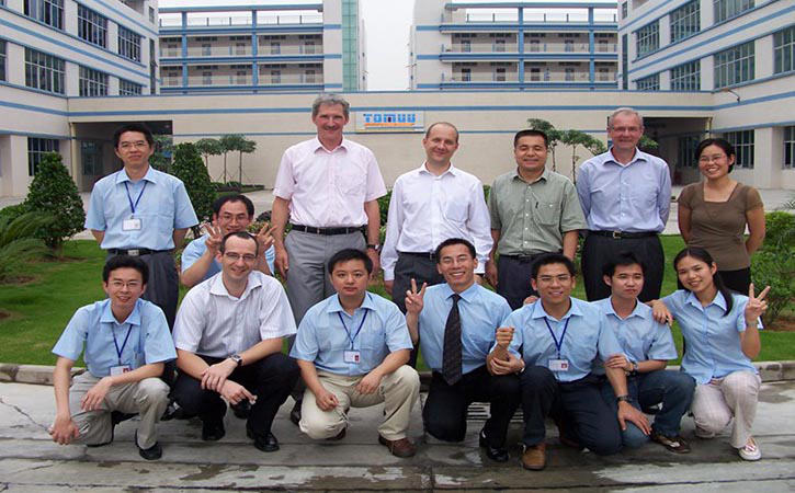 翰萬電動推桿廠家與英國TOMUU公司成功合作